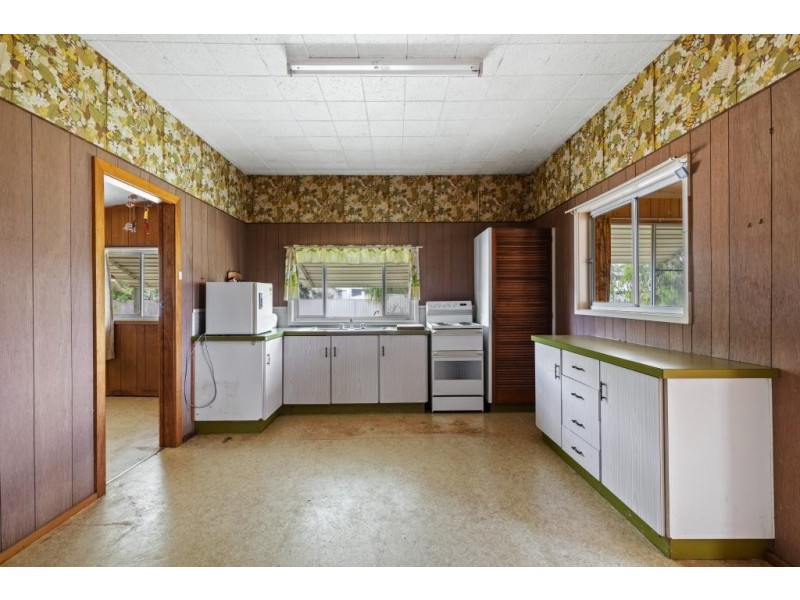 2 Booner Street, Hawks Nest NSW 2324