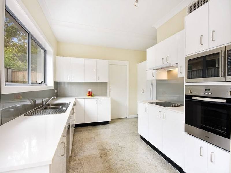 34 Binda Street, Hawks Nest NSW 2324