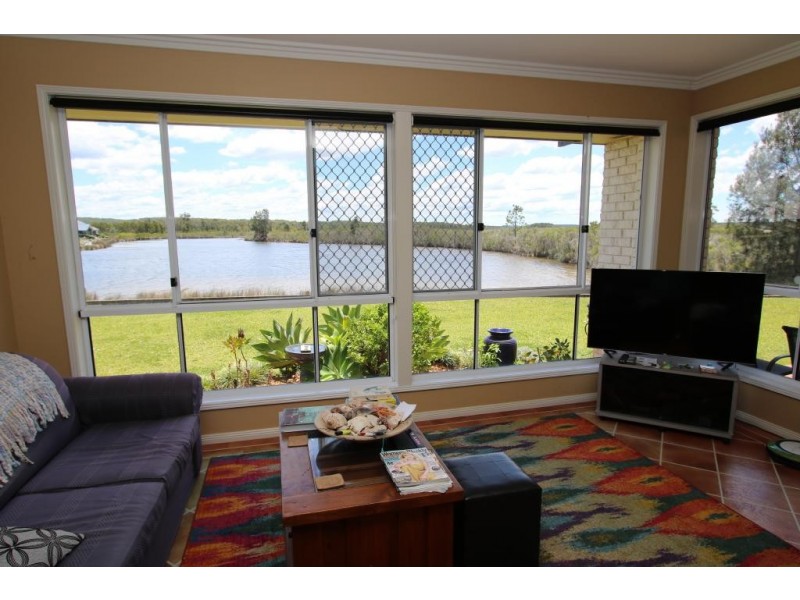 8 Sanctuary Close, Tea Gardens NSW 2324