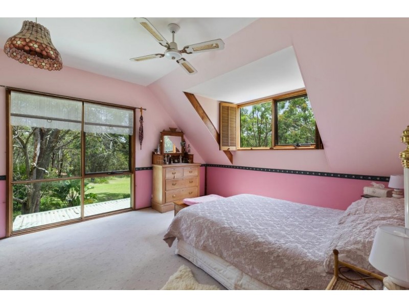 8 Shearwater Place, Tea Gardens NSW 2324