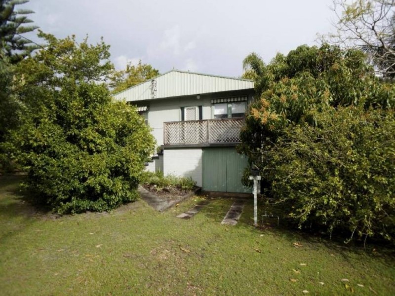 30 Mermaid Avenue, Hawks Nest NSW 2324