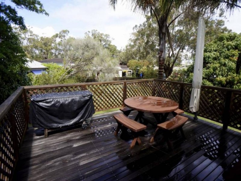 30 Mermaid Avenue, Hawks Nest NSW 2324