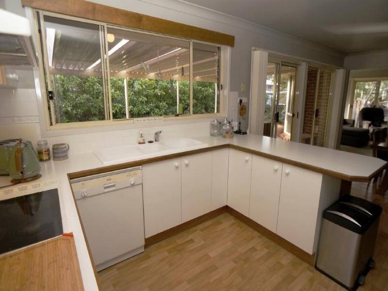 41 Cunningham Street, Pindimar NSW 2324