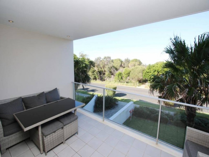 6/13-17 Beach Rd, Hawks Nest NSW 2324
