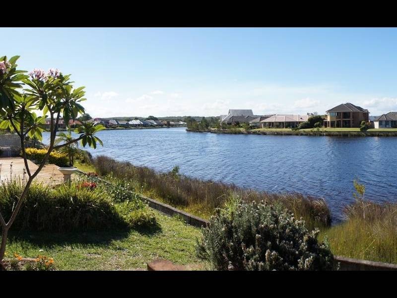 9 Admiralty Avenue, Tea Gardens NSW 2324