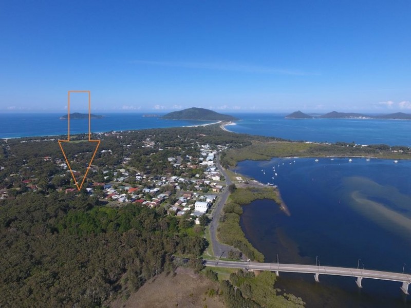 14 Eagle Avenue, Hawks Nest NSW 2324
