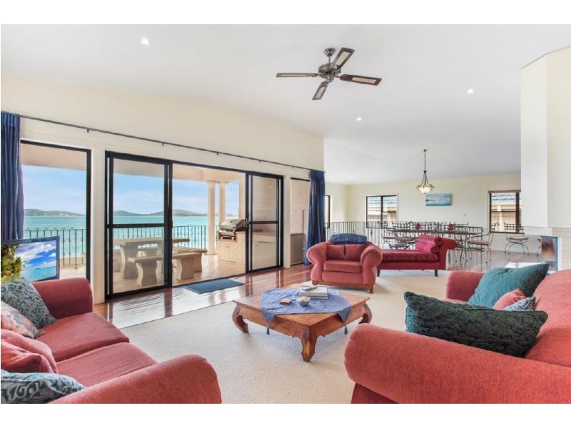 67 The Boulevarde, Hawks Nest NSW 2324
