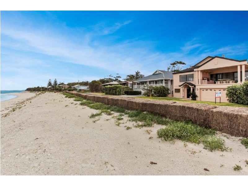 67 The Boulevarde, Hawks Nest NSW 2324