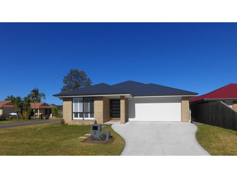 8 Stockmans Way, Tea Gardens NSW 2324