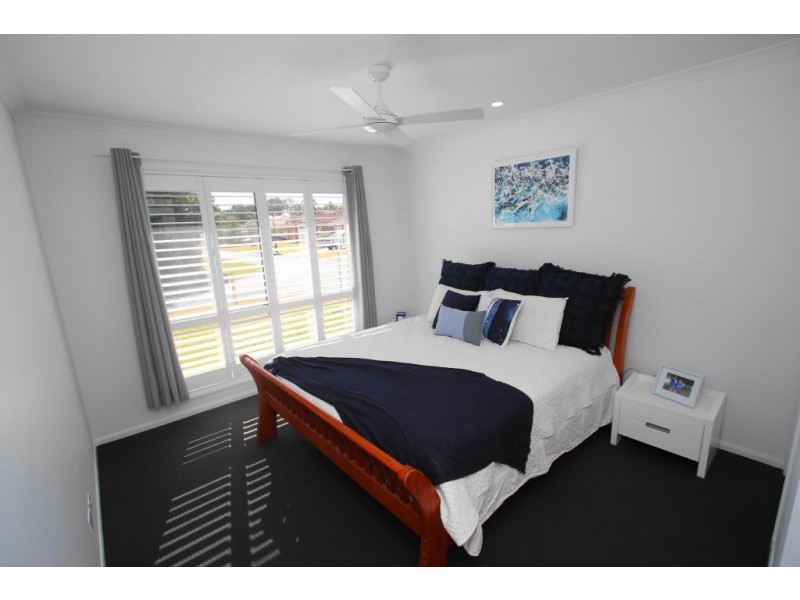 8 Stockmans Way, Tea Gardens NSW 2324