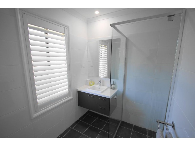 8 Stockmans Way, Tea Gardens NSW 2324