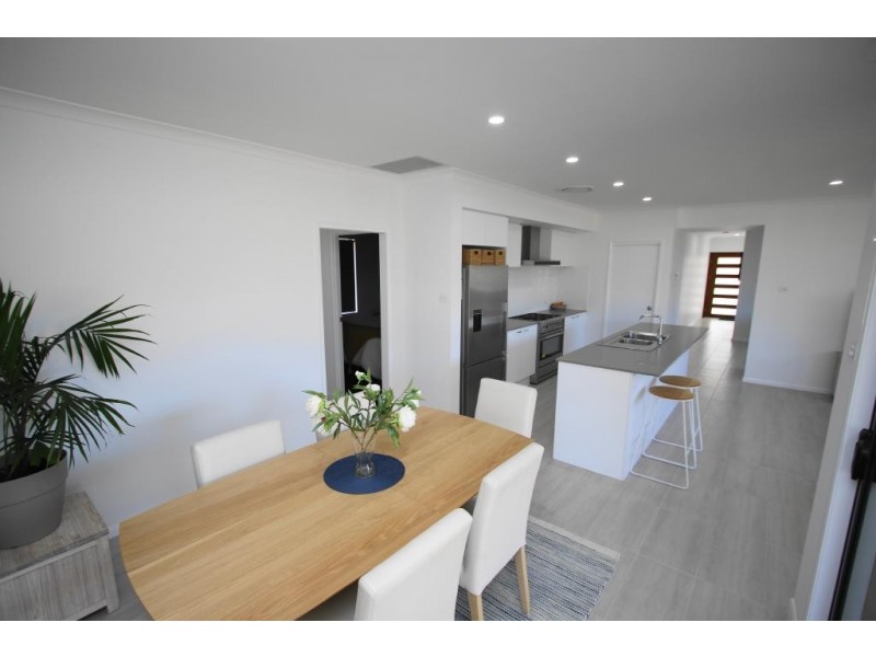 8 Stockmans Way, Tea Gardens NSW 2324