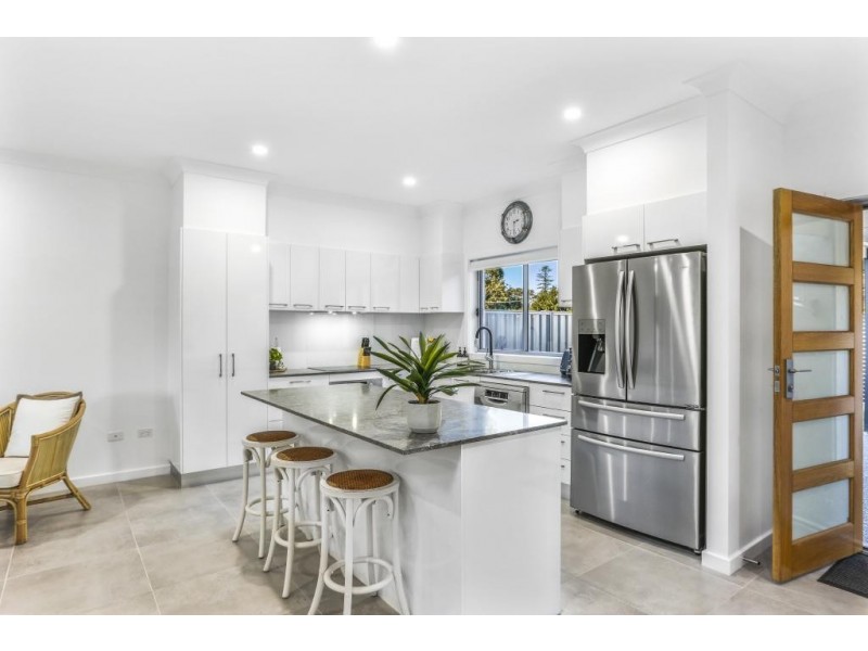 8 Yalinbah Street, Tea Gardens NSW 2324