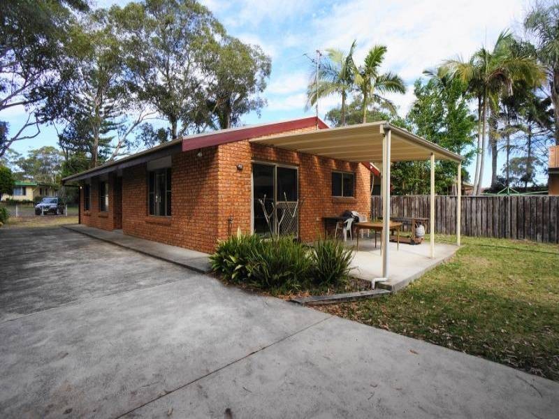 31 Mermaid Avenue, Hawks Nest NSW 2324