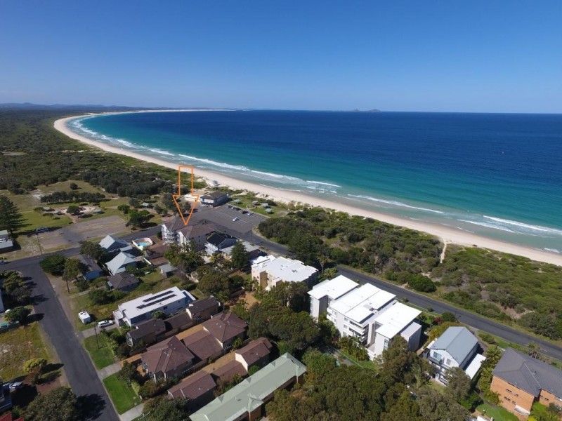 11/1-3 Beach Road, Hawks Nest NSW 2324