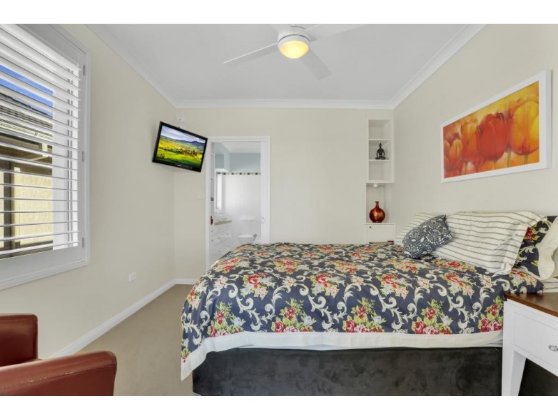 11/1-3 Beach Road, Hawks Nest NSW 2324