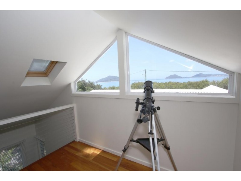 39 The Boulevarde, Hawks Nest NSW 2324