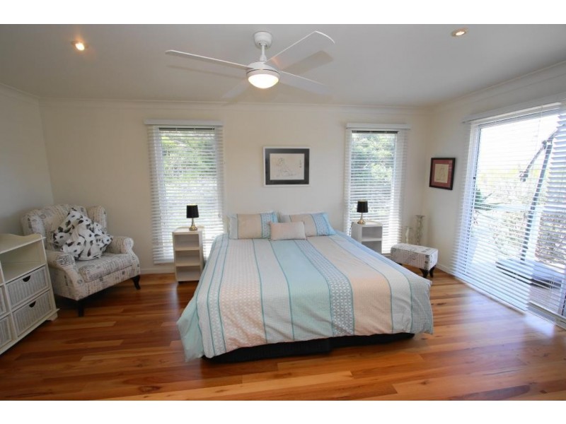 39 The Boulevarde, Hawks Nest NSW 2324