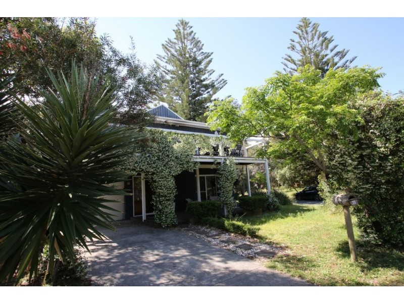 39 The Boulevarde, Hawks Nest NSW 2324