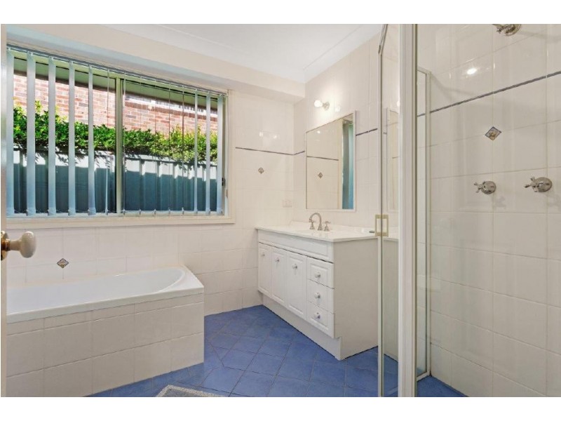 33 Dolphin Avenue, Hawks Nest NSW 2324