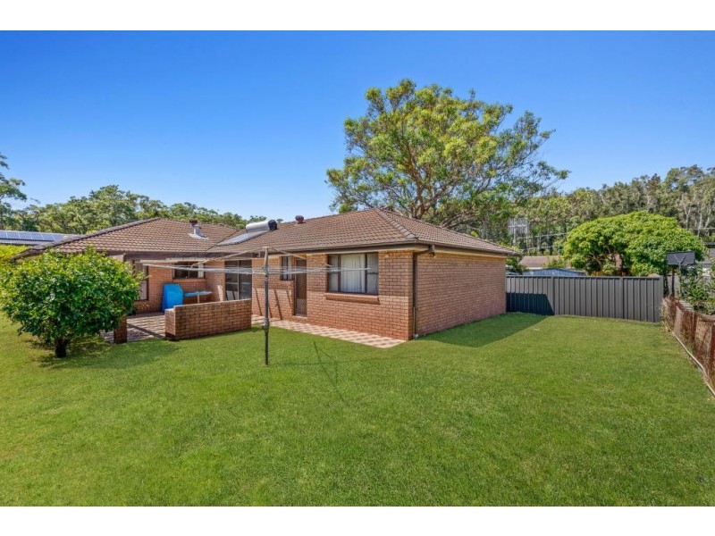35 Monterra Avenue, Hawks Nest NSW 2324