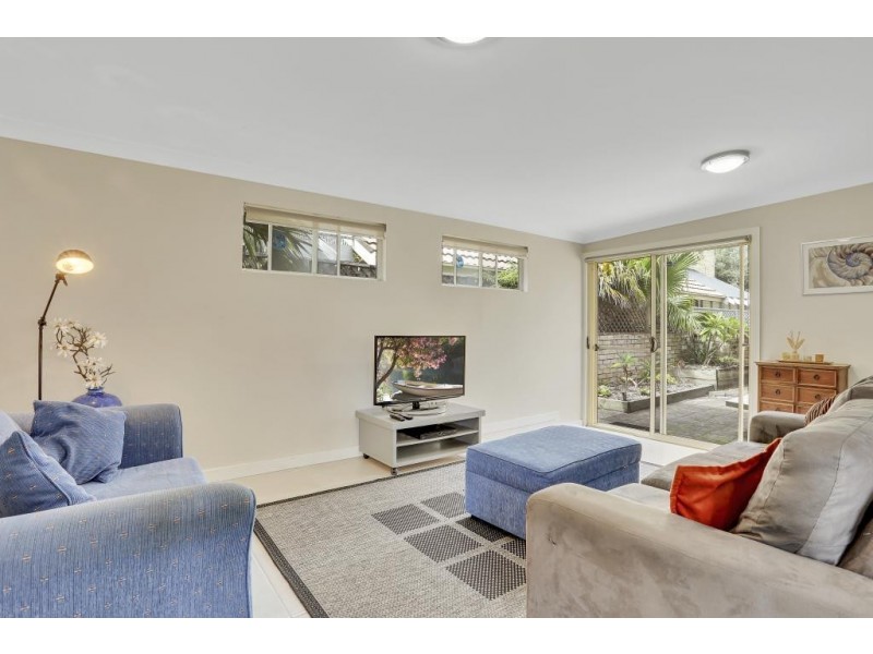 44 Mirreen Street, Hawks Nest NSW 2324