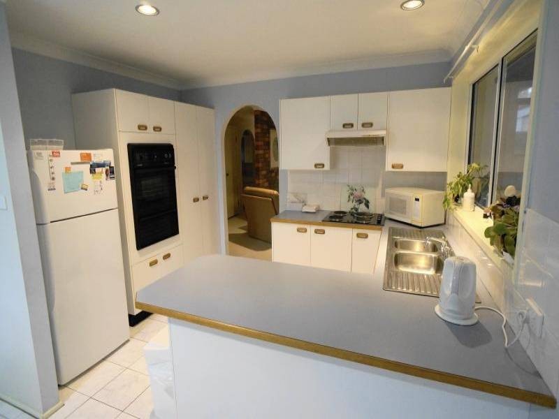 4 West Close, Hawks Nest NSW 2324