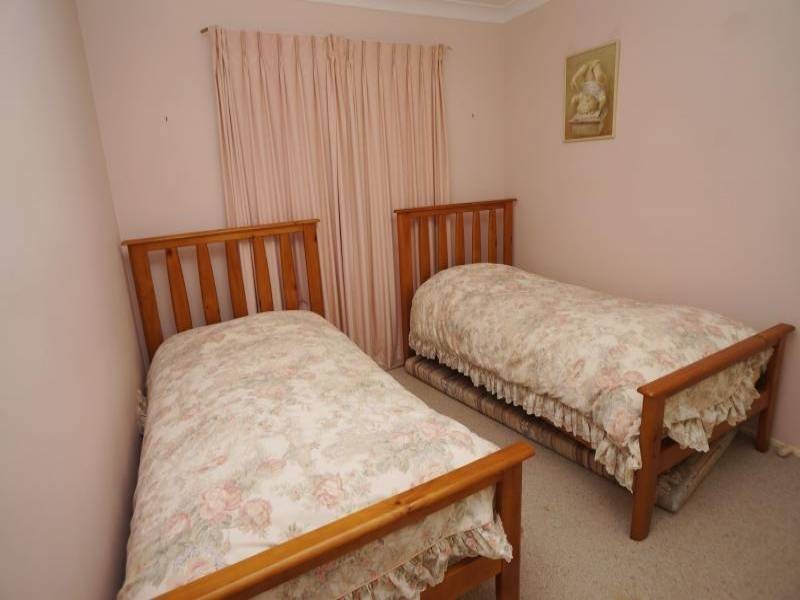 4 West Close, Hawks Nest NSW 2324