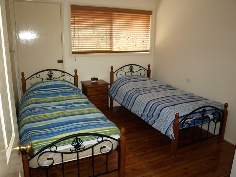 54 Yamba Street, Hawks Nest NSW 2324