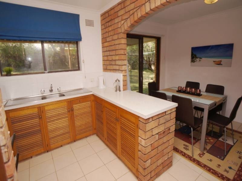 10 Patanga Street, Hawks Nest NSW 2324