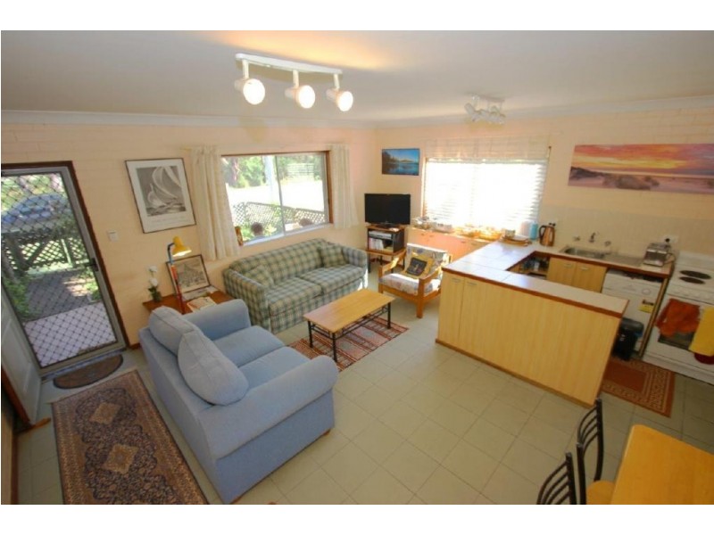 1/5 Coorilla Street, Hawks Nest NSW 2324