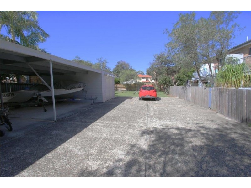 1/5 Coorilla Street, Hawks Nest NSW 2324