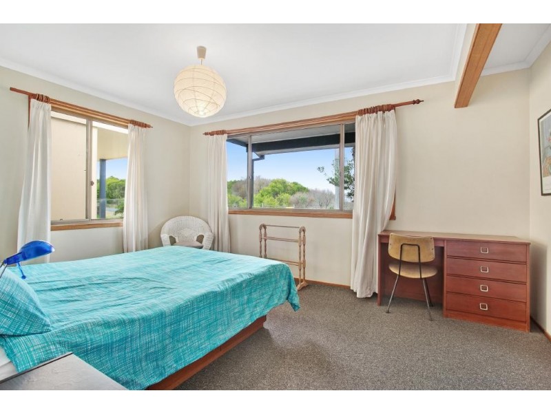 15 The Boulevarde, Hawks Nest NSW 2324