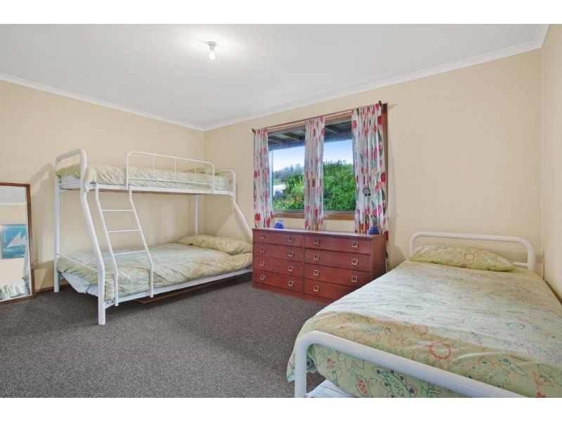 15 The Boulevarde, Hawks Nest NSW 2324