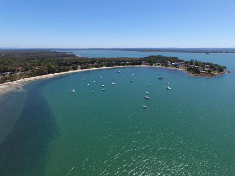 33 Avenue of the Allies, Tanilba Bay NSW 2319