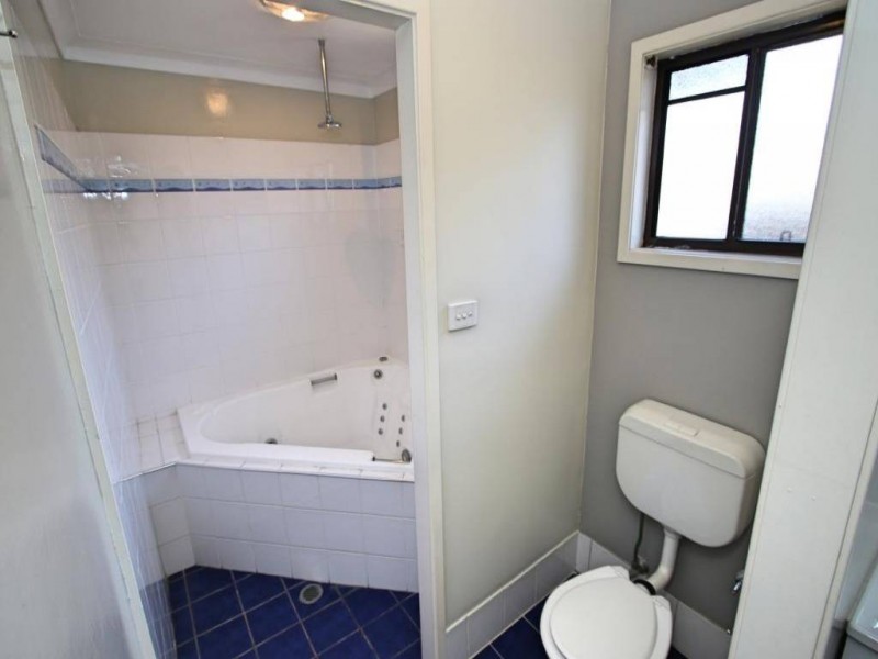 33 Avenue of the Allies, Tanilba Bay NSW 2319