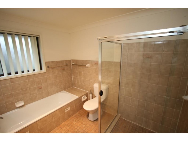4/6 Bowral Street, Hawks Nest NSW 2324