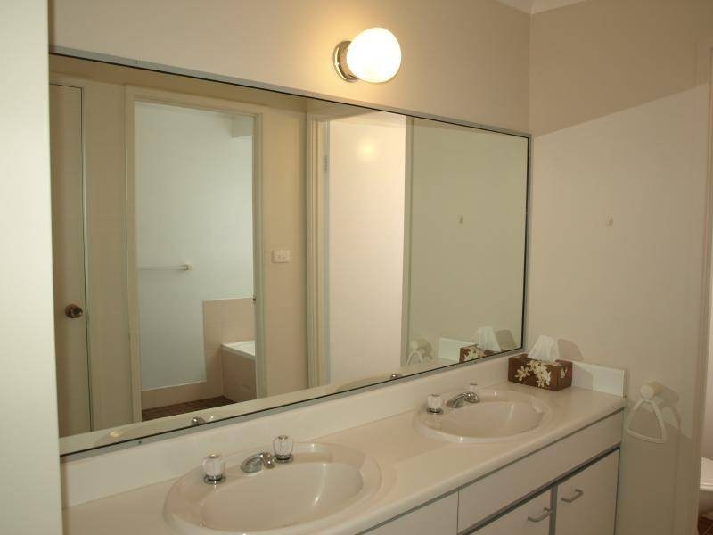 10 Pleasant View Parade, Bundabah NSW 2324