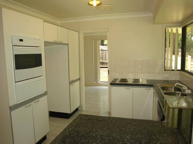 10 Pleasant View Parade, Bundabah NSW 2324