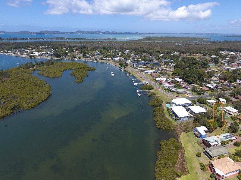 82 Port Stephens Street, Tea Gardens NSW 2324