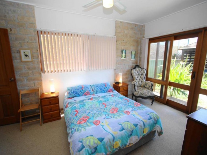 82 Port Stephens Street, Tea Gardens NSW 2324