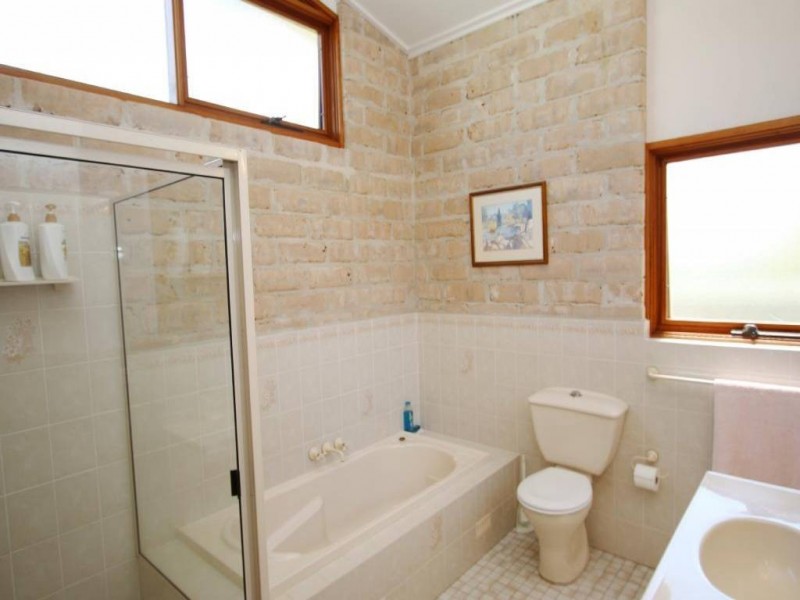 82 Port Stephens Street, Tea Gardens NSW 2324