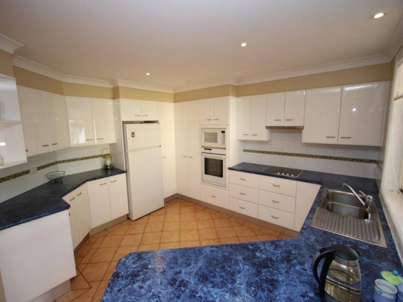 6 Admiralty Lane, Tea Gardens NSW 2324