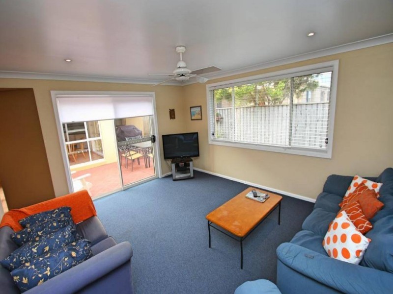 6 Admiralty Lane, Tea Gardens NSW 2324