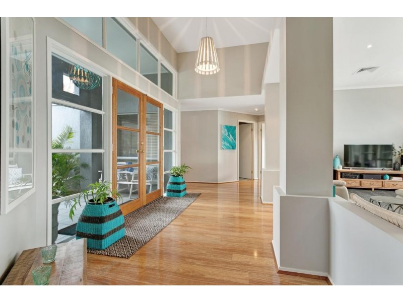 9 Sanctuary Close, Tea Gardens NSW 2324