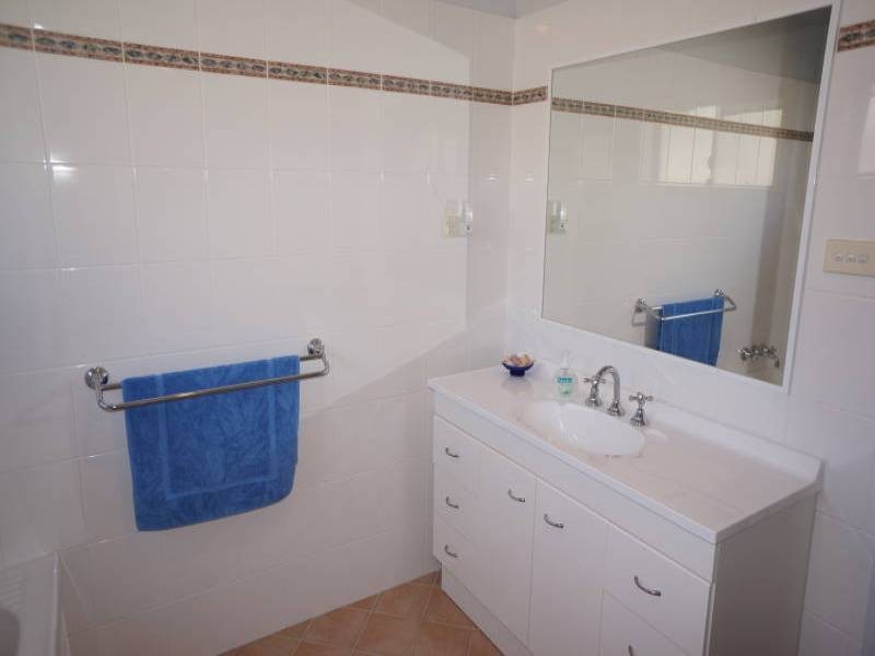 2B Yamba Street, Hawks Nest NSW 2324