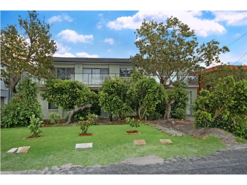 51 The Boulevarde, Hawks Nest NSW 2324