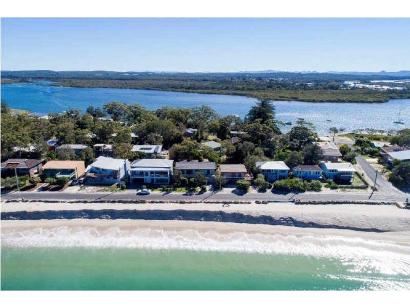 51 The Boulevarde, Hawks Nest NSW 2324