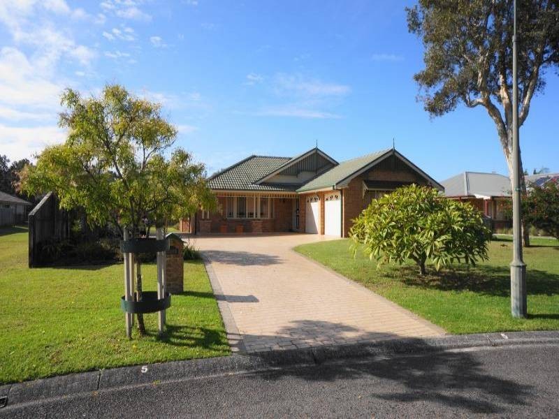 5 Coolabah Close, Tea Gardens NSW 2324