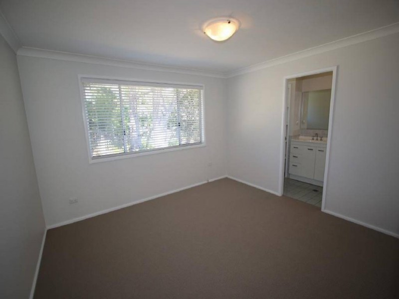 4 Flamingo Avenue, Hawks Nest NSW 2324